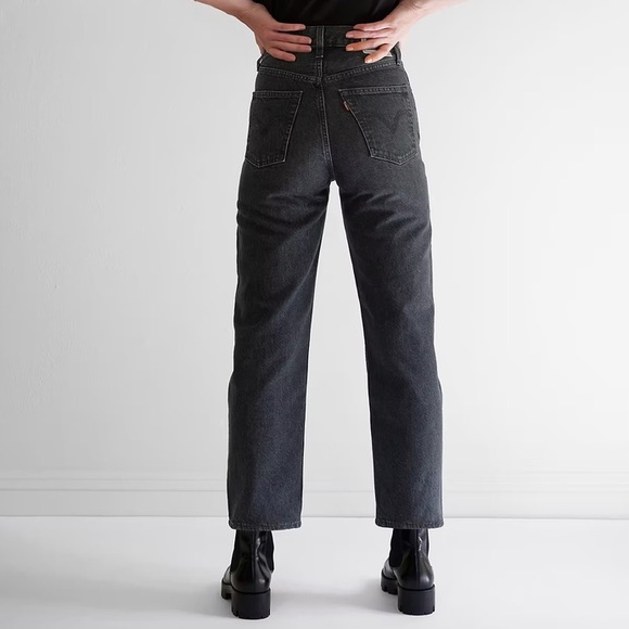 LEVI'S® WELLTHREAD® RIBCAGE STRAIGHT JEANS - Picture 2 of 9